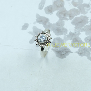 แหวนพลอยบลูโทปาซ แหวนเงินแท้ 925 แหวนหินสีฟ้า แหวนหมั้นสำหรับผู้หญิง ของขวัญคริสต์มาส เครื่องประดับสำหรับ - Product Image 6