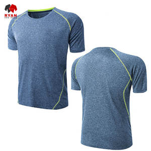 Ryan Pro Gear T-shirts personnalisés pour hommes Tissu respirant et confortable avec logo personnalisé - Product Image 1