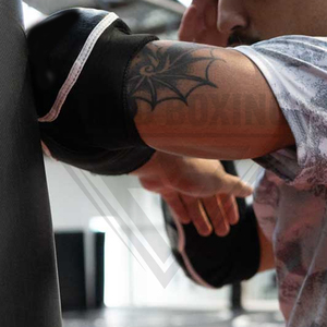 Service OEM ODM personnalisé, protections de coude de boxe robustes, réglables, durables, avec sangle sécurisée, mousse haute densité - Product Image 4