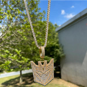 CONCEPTION Colgante Unisex de Moissanita con Diseño de Escudo, Plata 925 Bañada en Oro de 14K, Certificado GRA, Estilo Hiphop, para Uso Diario - Product Image 3