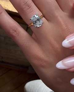 Bague de fiançailles solitaire minimaliste en or massif 14 carats avec diamant ovale de 2,50 carats cultivé en laboratoire, alliances d'anniversaire de mariage, vente en gros - Product Image 6