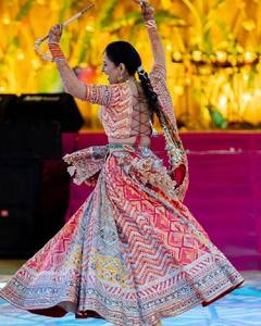 Lehenga Choli de Seda Georgette con Bordado Intenso para Mujer, Traje Indio Pakistaní para Bodas y Fiestas - Product Image 3
