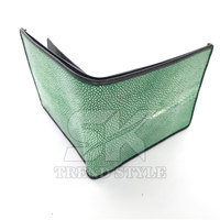 Dompet Kulit Bertekstur Ular Berkualitas Baik Harga Terjangkau Untuk Pria Dompet Kulit Bertekstur Ular Model Terbaru