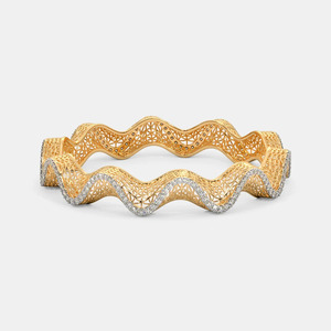 Brazalete de Lujo para Mujer en Oro de 14K con Diseño de Ondas Esculpidas y Diamantes Redondos Cultivados en Laboratorio - Product Image 3