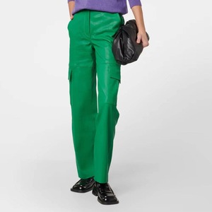 Pantalons en cuir pour femmes, dernière collection, tissu PU, décontractés, élégants, imperméables, respirants, prix de gros - Product Image 3