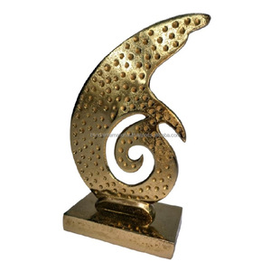 Escultura decorativa de aluminio con acabado dorado para decoración del hogar Escultura de metal Artículos de regalo Diwali - Product Image 5