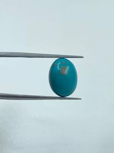 Pierres précieuses en turquoise naturelle de couleur bleu ciel 10x13.60MM 4.71Cts provenant d'un exportateur indien pour la fabrication de bijoux - Product Image 3