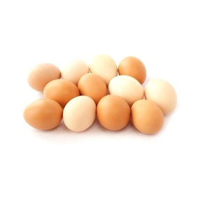 Huevos de gallina frescos de granja, con cáscara blanca, de colores variados, origen de la granja, a la venta a precio económico. - Product Image 2