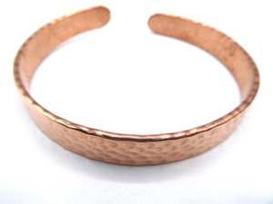 Brazalete de Cobre Martillado Hecho a Mano, Brazalete Rústico de Cobre Puro, Joyería Tradicional de Terapia Curativa - Product Image 2