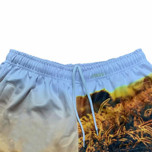 Shorts de rugby respirants en polyester de haute qualité, personnalisés OEM, pour hommes, avec design par sublimation, pour l'entraînement de football, avec poche. - Product Image 2