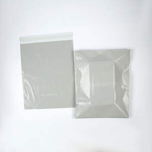 ถุงไปรษณีย์โพลีกันน้ำรักษ์โลกพร้อมโลโก้สั่งทำ ถุงส่งของ LDPE สำหรับเสื้อผ้า - Product Image 6