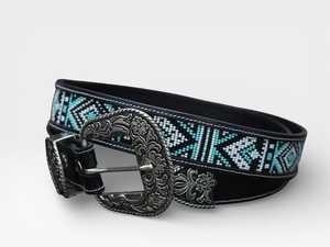 Ceinture en cuir véritable style western avec broderies florales, incrustations géométriques perlées faites à la main et boucle ardillon argentée, style décontracté - Product Image 2