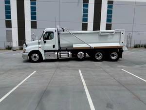 Camión Tractor Diésel 6x4 de Grado Comercial, Camión de Servicio Pesado para Transporte y Logística Internacional por Carretera - Product Image 2