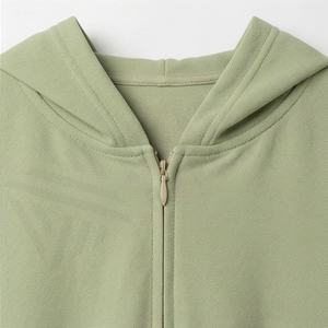 Abaya polaire à fermeture éclair classique, longueur cheville, anti-statique, douce et confortable pour l'hiver, pour la vente en gros - Product Image 4