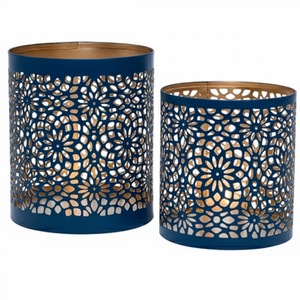 Porte-bougie rond classique en métal bleu avec découpe géométrique pour la décoration de la maison, des mariages et de Noël - Product Image 1