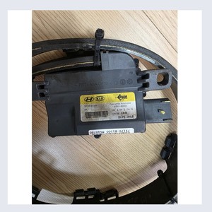 Capteur de capot actif d'occasion Hyundai Kia, référence 79170-B1500, compatible avec les pièces automobiles Hyundai. - Product Image 3