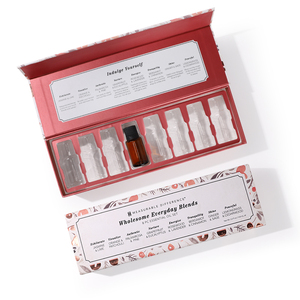 Caja de Regalo Pequeña de Cartón Marrón Personalizada con Logotipo de Empresa, Forro de Esponja Reciclable, Forma Cuadrada, Diseño en Relieve, Accesorios con Cinta - Product Image 5