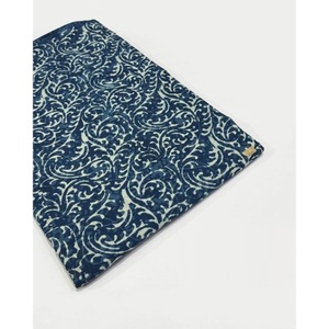 Tissu en coton pur pour vêtements féminins, léger et doux pour la peau, provenant d'un fournisseur indien pour l'exportation en gros - Product Image 1