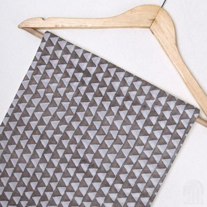 Tissu 100% Coton Imprimé à la Main au Bloc, au Mètre, Motif Floral Beige et Blanc, pour Robes, Kurta, Chemises, Décoration Intérieure, Matériel de Couture DIY - Product Image 1