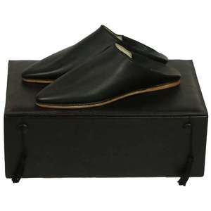 Babouches marocaines simples en cuir véritable pour hommes, couleur noire - Product Image 2