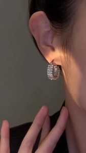 Boucles d'oreilles clous en diamant de laboratoire 3,50 CTW |   Or 14 carats, taille ronde |   boucles d'oreilles créoles - Product Image 5