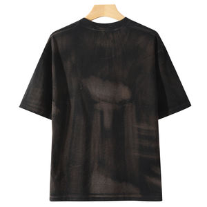 เสื้อยืดกราฟฟิตีพิมพ์ลายโลโก้แบบกำหนดเอง 260GSM ทรงหลวมสไตล์ลำลองสำหรับฤดูร้อน เสื้อสตรีทแวร์ - Product Image 3
