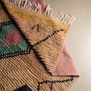 Tapis tribal marocain Beni Ourain 100% laine, tissé à la main, noué à la main, abstrait, adapté aux animaux domestiques - Product Image 5