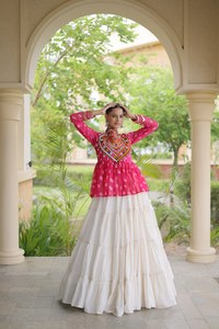 Último Diseño de Lehenga Choli para Navratri, Venta al por Mayor de Trajes Étnicos para Baile Garba, Ropa Festiva India, Chaniya Choli de Algodón al por Mayor - Product Image 3