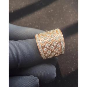 Anillo de banda ancha de plata de ley 925 con moissanita y diamantes, tono oro rosa, diseño de celosía brillante, joyería para minoristas - Product Image 1