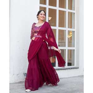 Sari indien en mousseline de Banarasi avec broderies de sequins, couleur bordeaux, pour mariages, Diwali, fêtes, collection de luxe ethnique pour femmes - Product Image 1