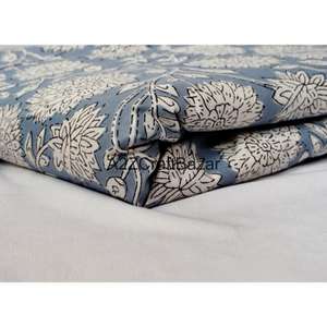 Tissu d'été en coton doux, léger et respirant, imprimé à la main avec motif floral, respectueux de l'environnement, pour la confection de vêtements faits main pour filles - Product Image 2