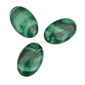 Vente en gros de malachite naturelle polie pierre de palme sculptée pierre de guérison pour la méditation Reiki Feng Shui oreiller en pierres précieuses sur le thème de l'amour - Product Image 3