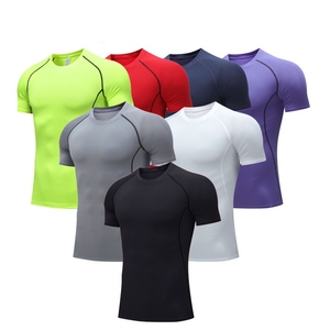T-shirt de compression personnalisé à séchage rapide, sous-vêtement technique pour la gym, le sport, l'entraînement et le fitness, coupe ajustée pour homme - Product Image 4