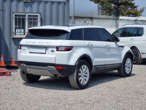 Land Rover Range Rover 2017 Blanco, SUV Usado, Diésel Turbo, Automático, Techo Panorámico, Asientos de Cuero, Luces LED, Volante a la Izquierda - Product Image 2