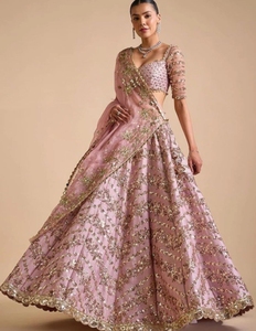 Lehenga Choli de Diseñador para Mujer KV, Bordado y Adornado, Semi-Cosido (Rosa) - Product Image 6