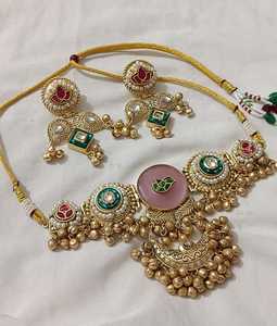 Ensemble de colliers choker Fusion de qualité supérieure - Product Image 1