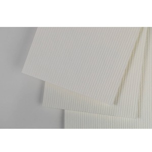 Pâte Kraft de bois dur blanchie haute luminosité disponible pour les usines de papier en gros et les fabricants de papier d'emballage - Product Image 1