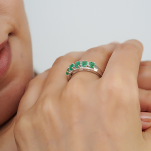 Women's Stunning 925 Solid Sterling <b>Silver</b> Natural <b>Emerald</b> Five Stone Band <b>Ring</b> Party & Everyday Wear Fine Jewelry - Product Image 4