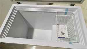 Réfrigérateur à double porte BLG série cuisine commerciale avec refroidissement direct par ventilateur pour le stockage des aliments spécialisés dans les bars - Product Image 5