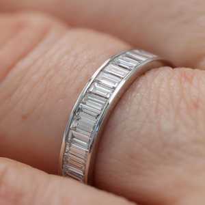 แหวนเพชรโมอิสซาไนต์ทรงบาแกตต์ 2 กะรัต แบบเต็มวง สำหรับผู้หญิง เงินแท้ 925 ของแท้ สำหรับเจ้าสาว ของขวัญเซอร์ไพรส์สำหรับคนรัก - Product Image 4