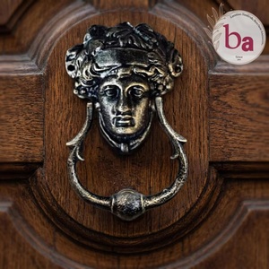 Timbre de puerta griego de hierro fundido, ecológico, impermeable, diseño tradicional, herraje de entrada duradero - Product Image 1