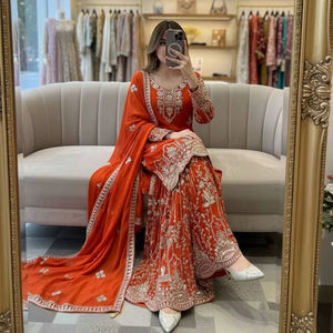 Venta al por mayor 2026 Nueva Llegada Traje Rojo Pakistaní Personalizado Bordado Cosido Salwar Kameez de Alta Calidad para Fiesta Étnica Invierno/Verano - Product Image 1