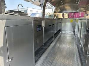 Remorque de vente mobile pour le transport de boissons, cocktails, et nourriture ; camion de restauration Airstream ; camion de bière et de nourriture - Product Image 5