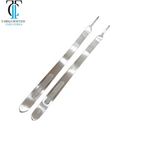 Manche de scalpel chirurgical en acier inoxydable n° 4 pour lames chirurgicales - Product Image 1