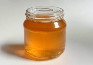 Miel doré récolté à la ferme le plus demandé, parfait pour la santé ou la beauté et la guérison naturelle, disponible à un prix abordable - Product Image 2