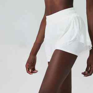 Shorts de course ultra confortables, doux, extensibles, à séchage rapide, en tissu léger et antidérapant pour femmes - Product Image 4