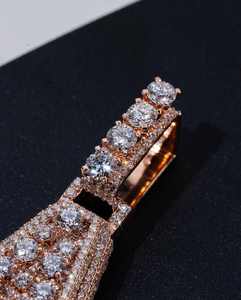 Colgante de Lujo Personalizado de Plata 925 y Chapado en Oro Rosa con Inicial, Estilo Hip Hop, Totalmente Engastado con Moissanita, Joyería de Rapper con Letra - Product Image 2