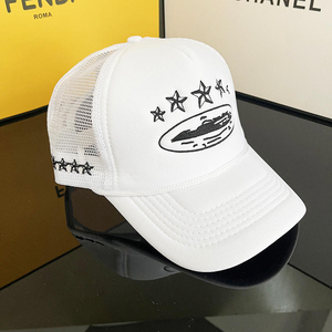 Gorra de béisbol de 5 paneles a la moda con cuerda, gorra trucker de malla con estrella bordada - Product Image 5