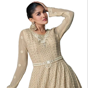 Robe Anarkali longue en tissu georgette doux, aux couleurs vives, avec des broderies miroir, idéale pour les fêtes et les occasions spéciales, pour femmes ou filles. - Product Image 1