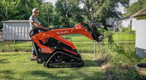 Minicargadora Kubota SCL 1000 de Calidad Premium, Aprobada por EPA y CE, con Cilindro Hidráulico Eaton, Motor, Bomba, Caja de Cambios, Engranajes y PLC - Product Image 2